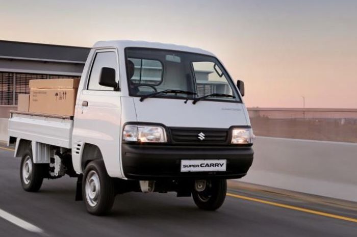 Suzuki Super Carry model 2025, wajahnya masih mirip Carry Futura tapi punya fitur keselamatan modern