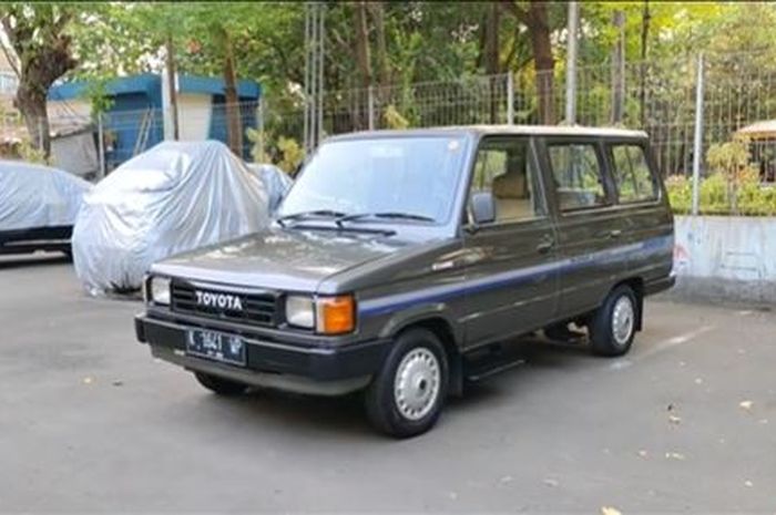 Toyota Kijang Super Astra Long Tahun 1991 dijual Rp 60 juta nego