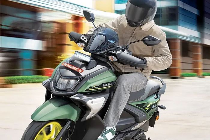 wujud motor matic baru Yamaha RayZR Street Rally 125 Fi Hybrid, cocok buat tampil beda