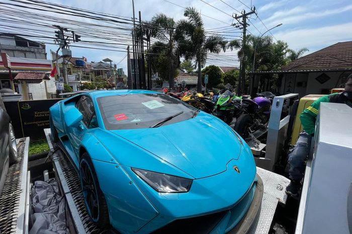 Lamborghini Huracan Liberty Walk milik Doni Salmanan disita negara kini berada di Kejari kabupaten Bandung, Jawa Barat