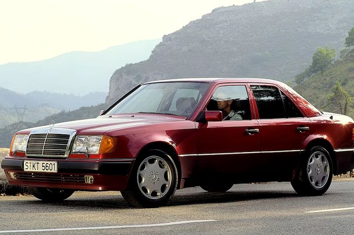 Mercedes-Benz 500E