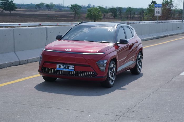 All New KONA Electric saat dijajal awak media dalam acara Hyundai Media Drive baru-baru ini 