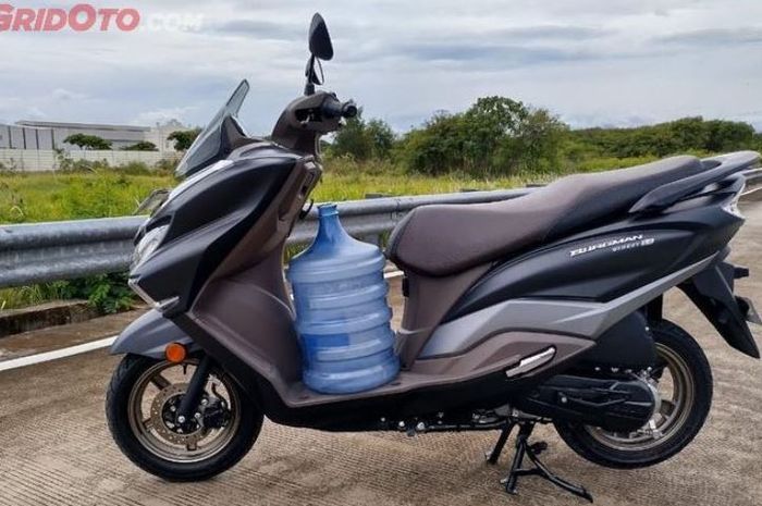 harga Suzuki Burgman Street 125EX per Oktober 2024, masih bisa buat angkut galon