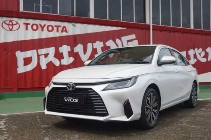 harga Toyota Vios per Oktober 2024
