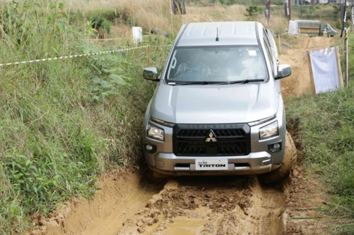 Mitsubishi All-New Triton