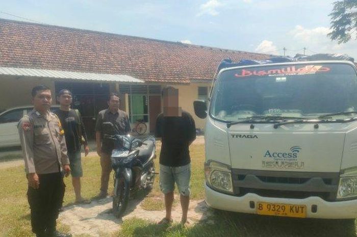 Isuzu Traga milik jasa ekspedisi PT Indocitra Logistic Express Cabang Wangon yang dicuri berhasil ditemukan sebelum berhasil dijual maling