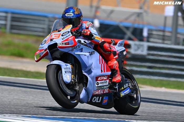 Marc Marquez memimpin sesi practice MotoGP Thailand 2024