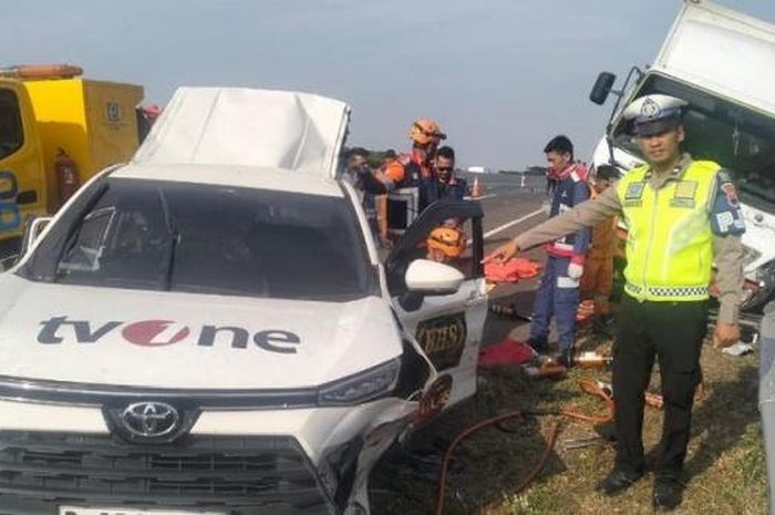 Kecelakaan kru TVone di Tol Pemalang makan korban