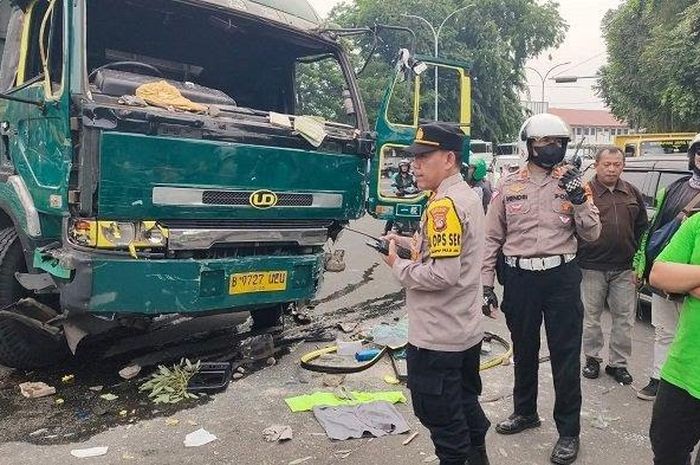Polisi pastikan tidak ada korban meninggal imbas truk kontainer ugal-ugalan