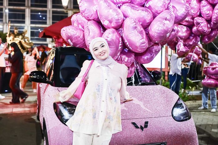 Wuling BinguoEV &lsquo;Be The Icon&rsquo; mengajak para wanita untuk berani tampil autentik.