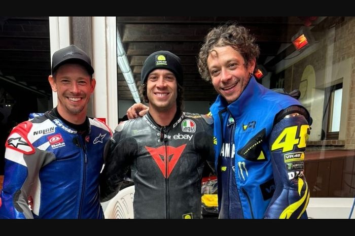 Casey Stoner mengunjungi Valentino Rossi