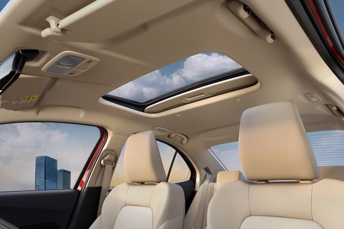 Sunroof Maruti Suzuki Dzire.