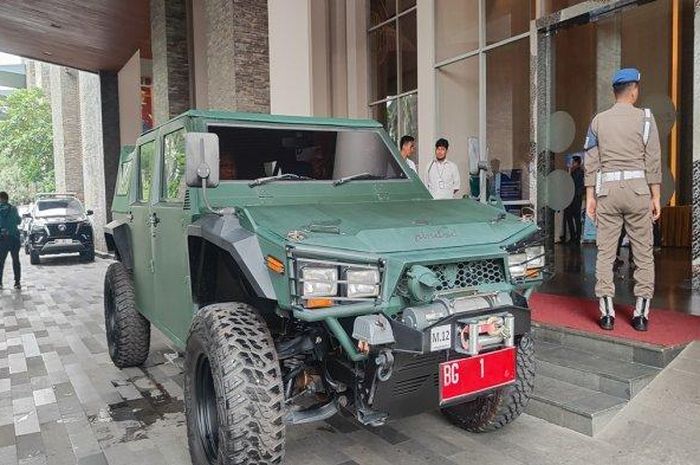 Pindad Maung generasi pertama yang ternyata dikoleksi pemerintah provinsi Sumatera Selatan berpelat nomor merah BG 1
