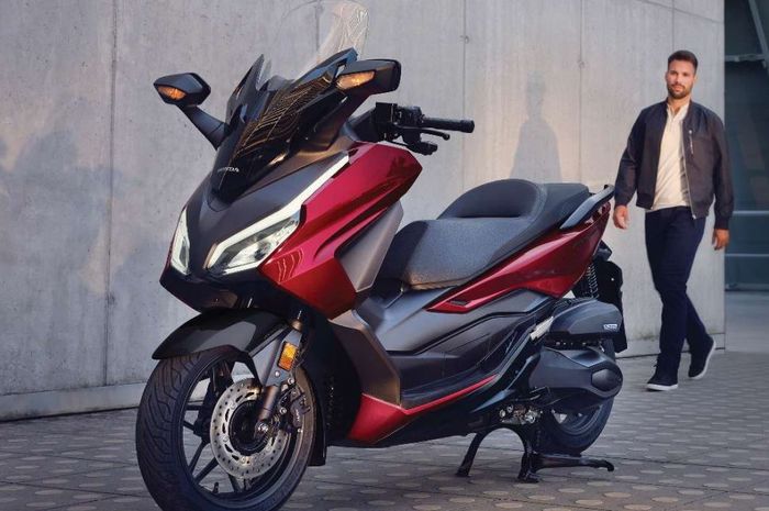 harga Honda Forza per November 2024, jadi motor matic Honda termahal di Indonesia