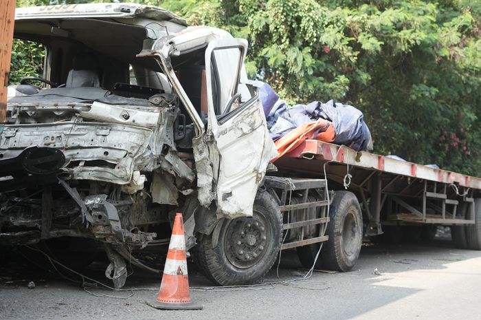 Truk yang tabrak puluhan kendaraan di Tol Cipularang