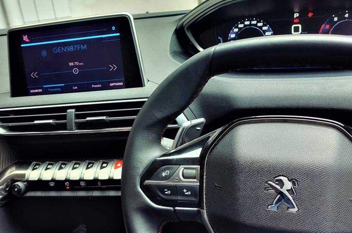 Radio pada head unit  saat posisi Mute