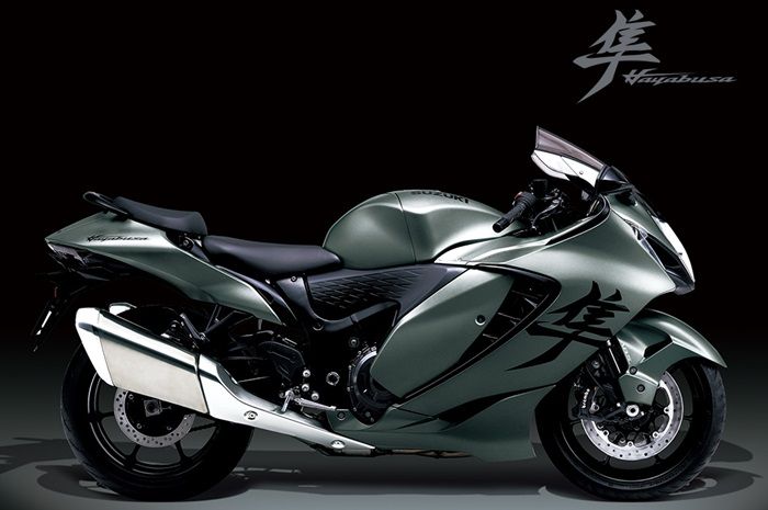 Tampak samping kanan motor baru Suzuki Hayabusa 2025.