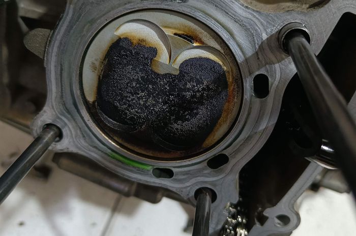 Blok silinder Yamaha Nmax bisa mengalami keausan