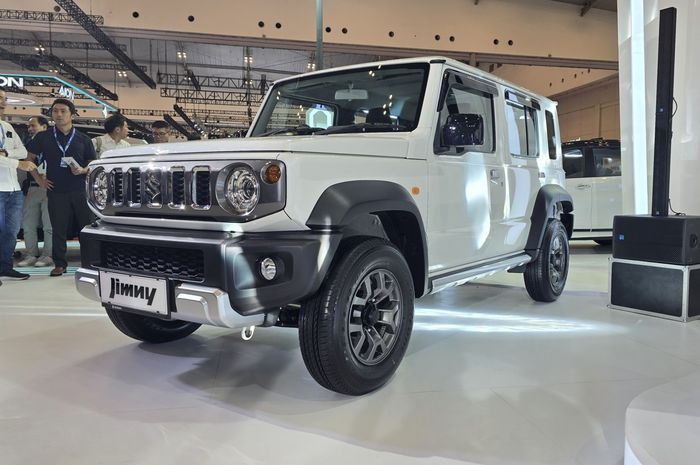 Cuma 100 Unit, Beli Suzuki Jimny 5-Door White Rhino Sekarang Gak Perlu Nunggu Lama