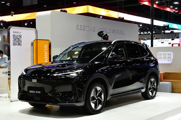 Geely EX5 meluncur di Thailand.