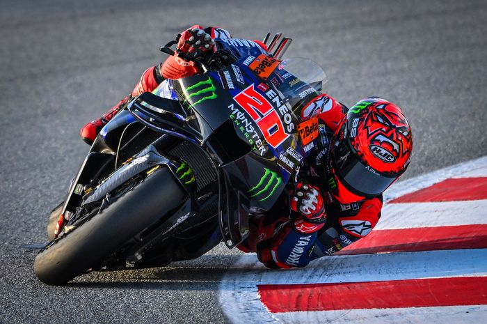 Yamaha dikejar deadline pilihan di antara mesin inline 4 dan V4