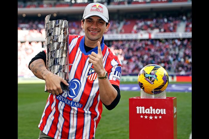 Jorge Martin rayakan gelar MotoGP 2024 bersama Atletico Madrid