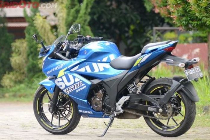 sedikit yang sadar, ternyata Suzuki Gixxer SF 250 masih dijual untuk meramaikan pasar motor sport 250 cc di Indonesia