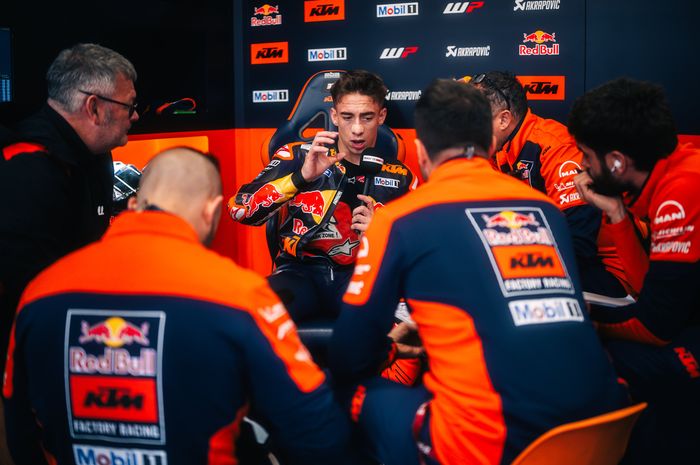 Pedro Acosta kunjungi markas KTM