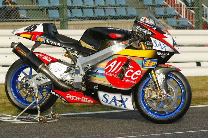 Aprilia RS Cube 2003