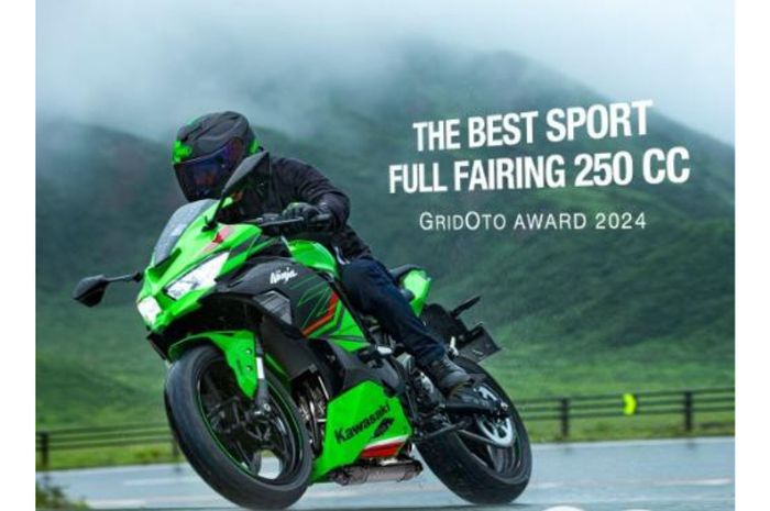 Ninja ZX-25RR dinobatkan sebagai The Best Sport Full Fairing 250cc di GridOto Award 2024.