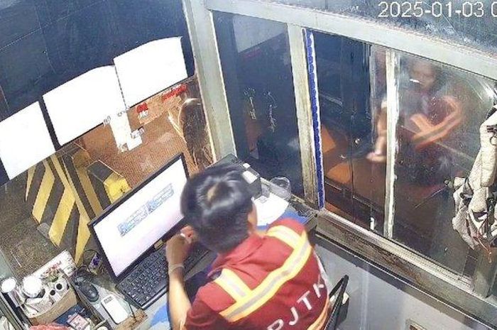 Sedikit-sedikit tembak, viral kejadian petugas loket parkir ditodong pistol oleh PNS usai ditagih bayar parkir