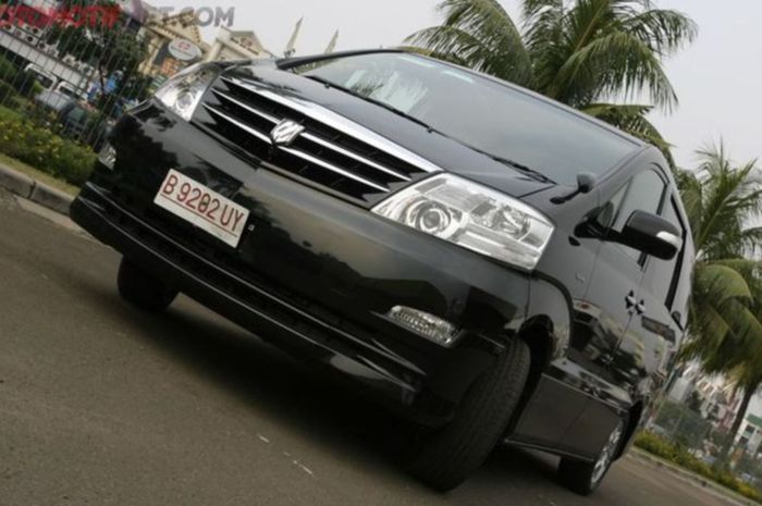 harga mobil bekas Toyota Alphard generasi pertama di awal 2025 atau Januari 2025