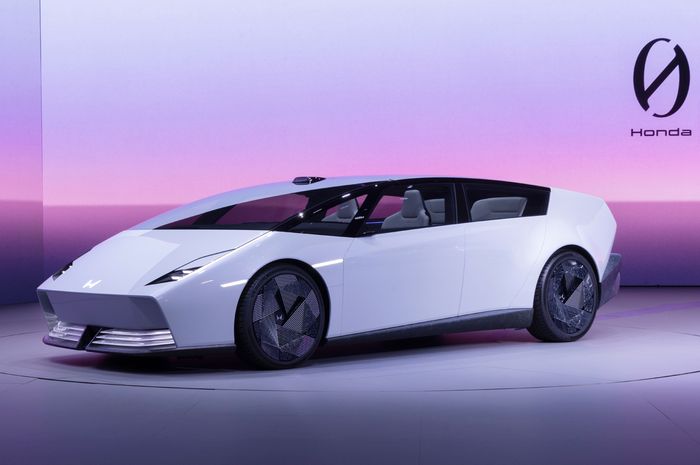 Honda 0 Saloon di CES 2025.