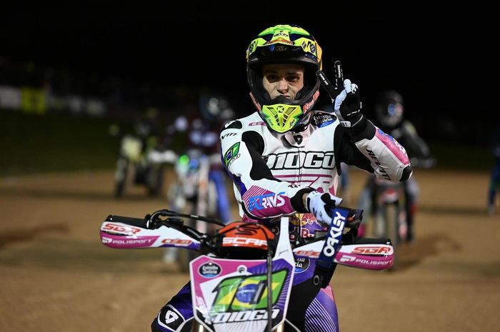 Bintang baru Moto2 Diogo Moreira permalukan Valentino Rossi di kandangnya sendiri