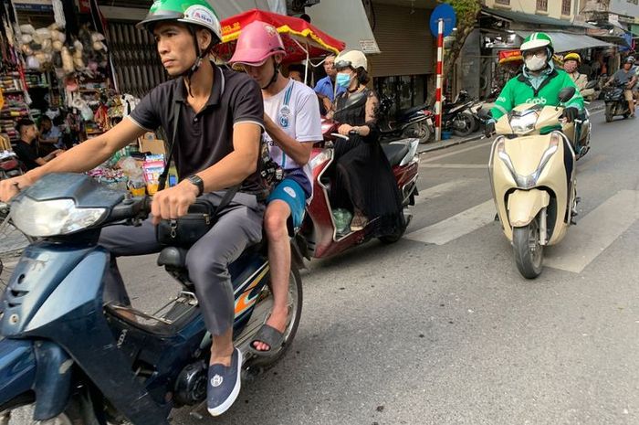 Lalu lintas jalan di negara Vietnam