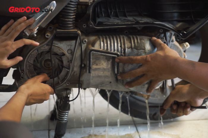 CVT motor matic kemasukan air bisa sebabkan masalah slip