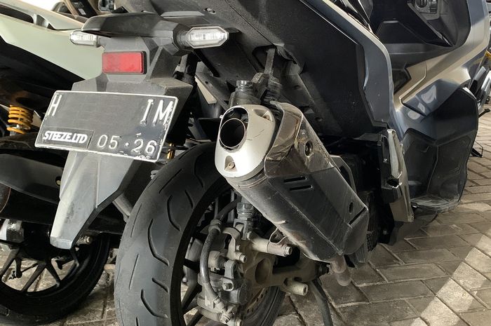 Ini efek negatif pakai knalpot standar bobok di jalan raya