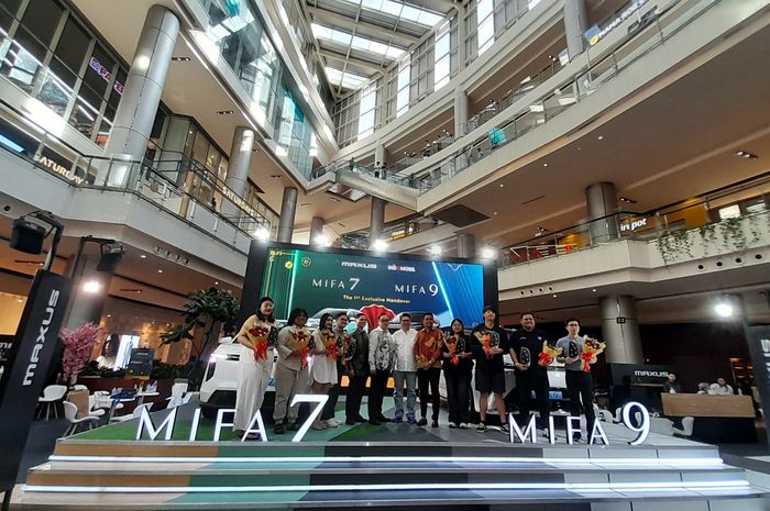 Handover Ceremony Maxus Mifa 7 dan Mifa 9