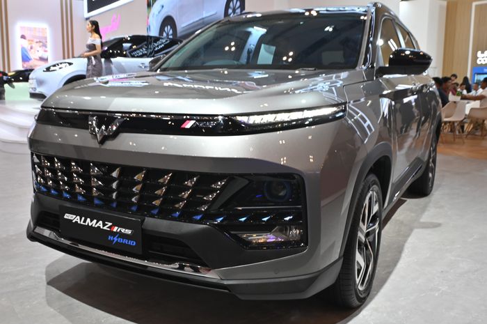 Wuling Almaz kena promo awal tahun