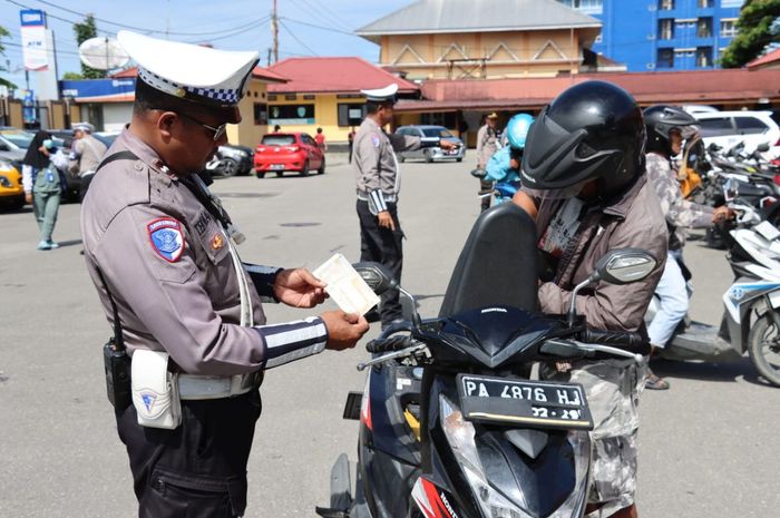 Ilustrasi razia kendaraan.  