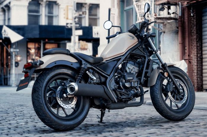 Honda Rebel 250 E-Clutch, cruiser macho dengan rasa berkendara ala motor bebek