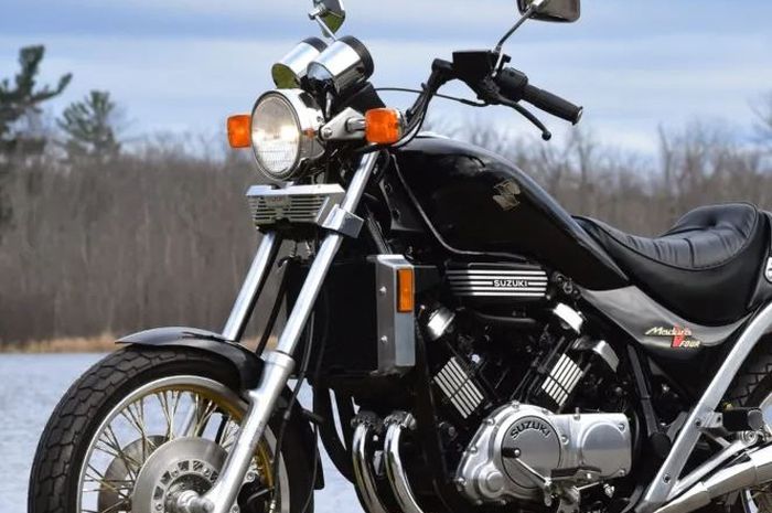 penampakan moge Suzuki Madura, punya nama pulau di Indonesia dan bertampang mirip Harley-Davidson