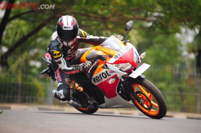 harga motor bekas Honda CBR150R generasi ke-3