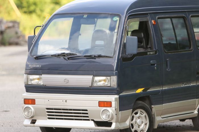 penampakan Suzuki Carry versi sporty yang dijual di Jepang dengan nama Suzuki Every Aero Tune