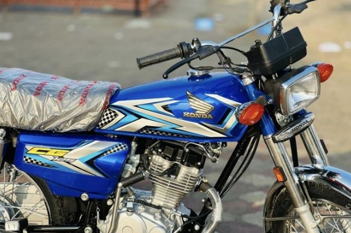 penampkaan Honda CG125 model 2025