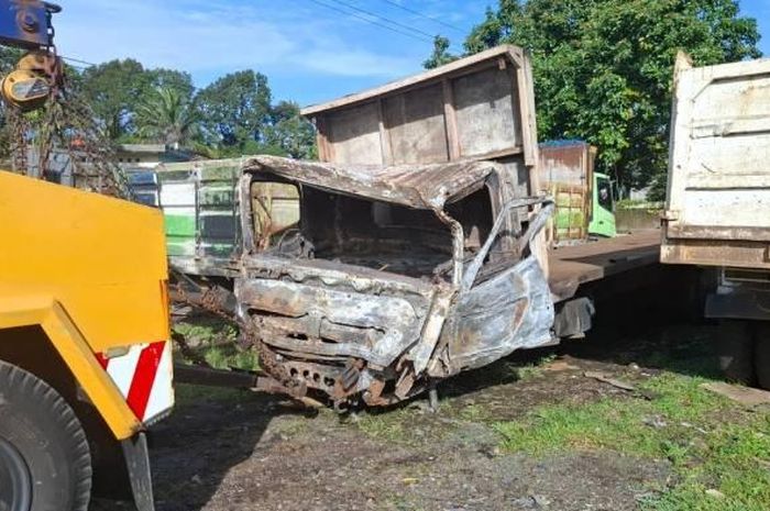 Penampakan truk yang terlibat kecelakaan maut di Gerbang Tol Ciawi