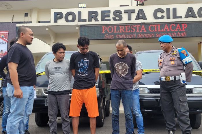 Komplotan maling spesialis mobil pikap berhasil dibekul Polresta Cilacap, biasa beraksi dua menit berpenghasilan Rp 12 jutaan