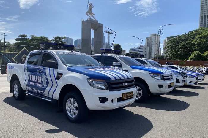 Deretan mobil Polisi dilengkapi kamera tilang elektronik atau ETLE Mobile