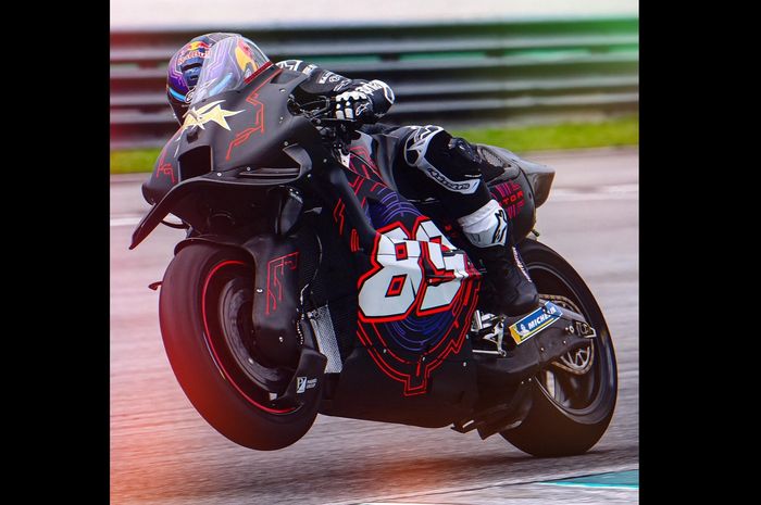 Hubungan Aprilia dan Michelin memanas usai kejadian crash Jorge Martin di tes MotoGP Sepang