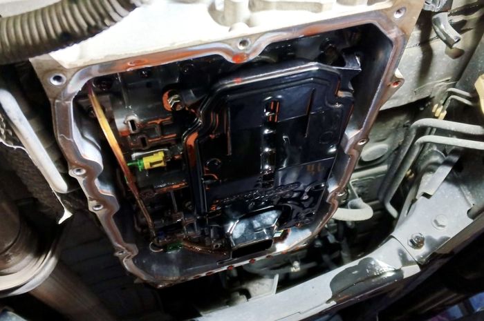 Penyebab oli transmisi mobil Front Wheel Drive bocor